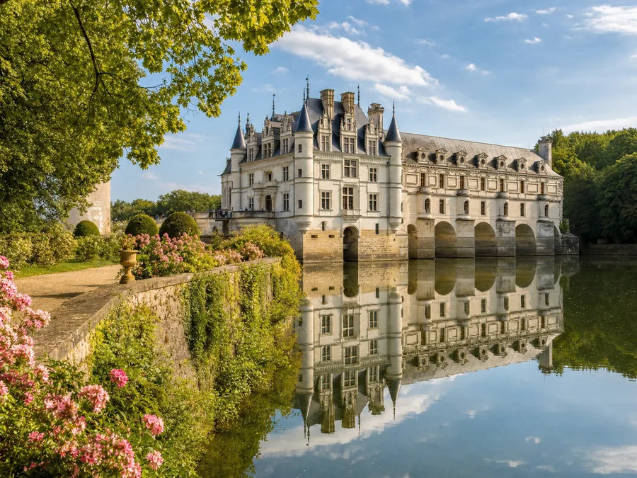 Sacred France, Shrines and Cathedrals