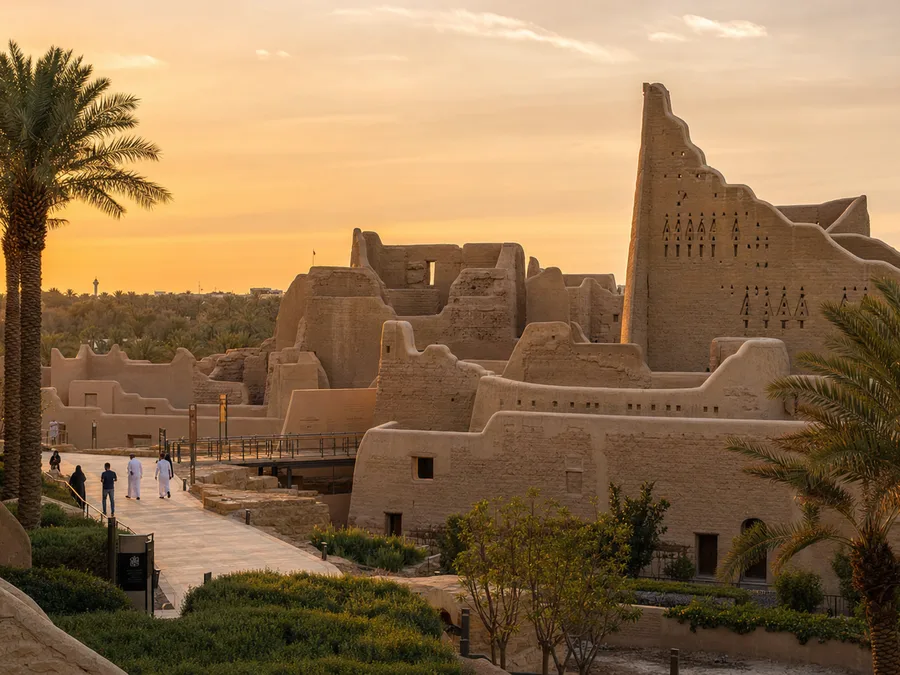 Riyadh & the Red Sea
